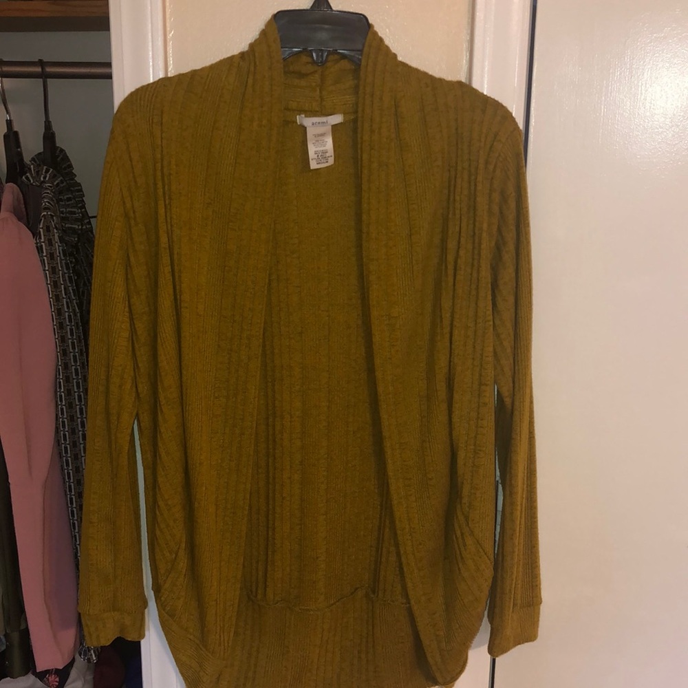 Very nice cardigan
